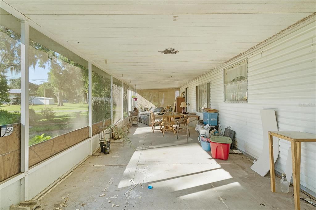 For Sale: $169,900 (3 beds, 2 baths, 1596 Square Feet)