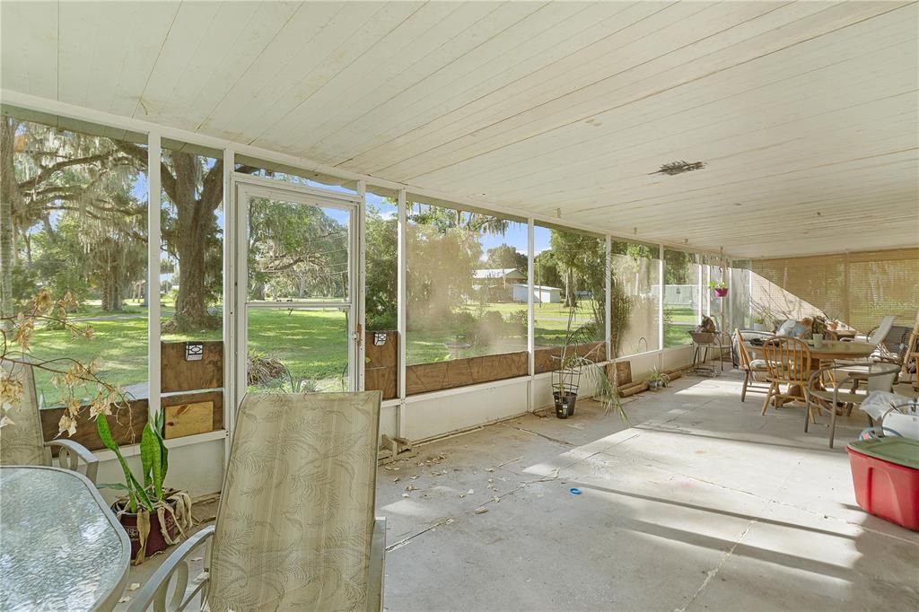 For Sale: $169,900 (3 beds, 2 baths, 1596 Square Feet)