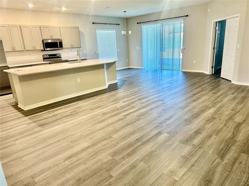В аренду: $2,300 (4 спален, 2 ванн, 2032 Квадратных фут)