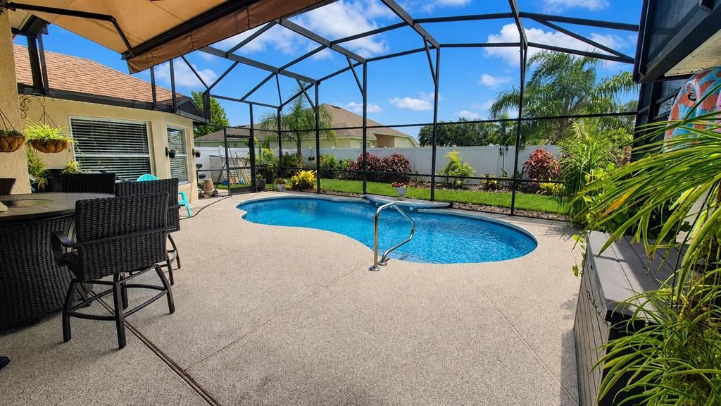 En Venta: $484,900 (3 camas, 2 baños, 2409 Pies cuadrados)