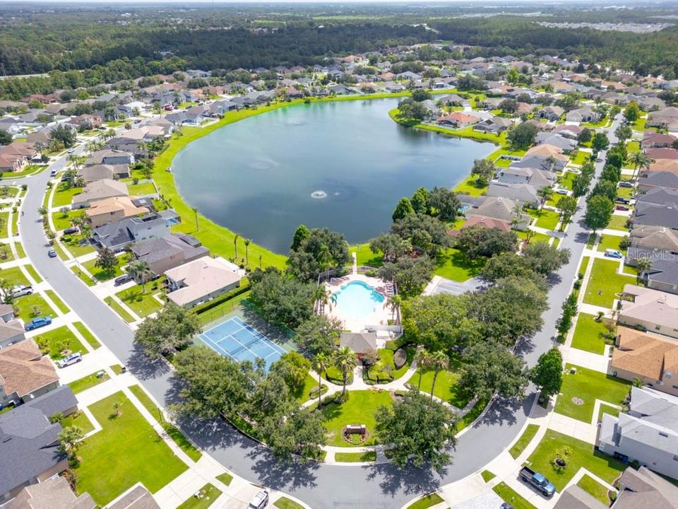 En Venta: $484,900 (3 camas, 2 baños, 2409 Pies cuadrados)