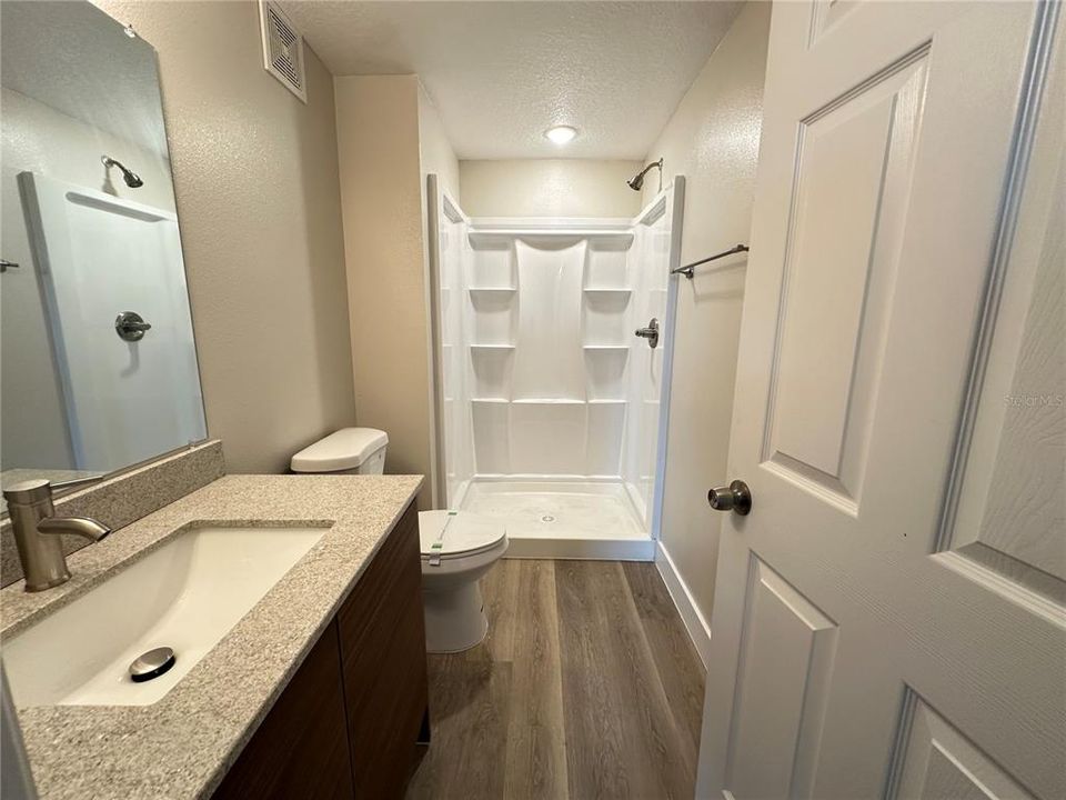 En Renta: $1,550 (1 camas, 1 baños, 68427 Pies cuadrados)