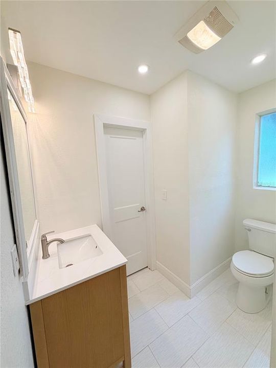 For Rent: $3,250 (3 beds, 2 baths, 1140 Square Feet)