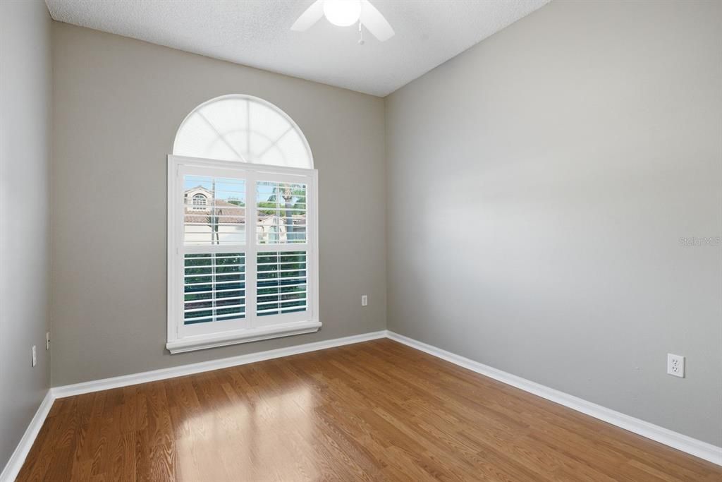For Sale: $410,000 (2 beds, 2 baths, 1662 Square Feet)