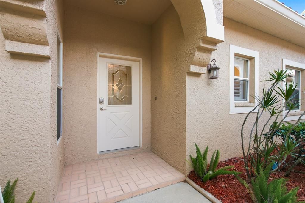 For Sale: $410,000 (2 beds, 2 baths, 1662 Square Feet)