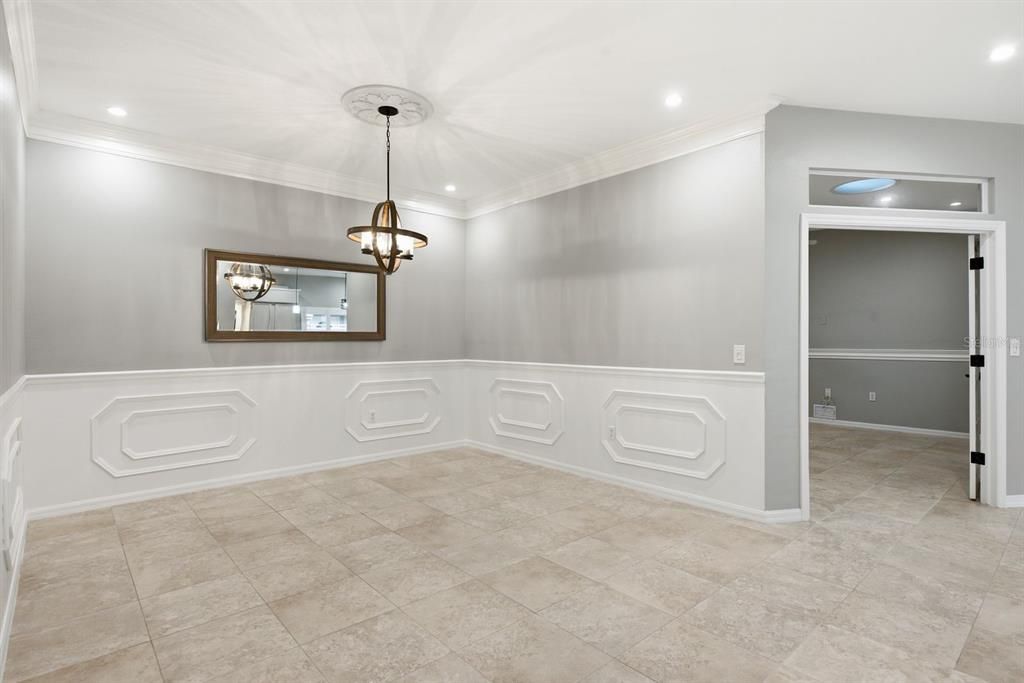 For Sale: $410,000 (2 beds, 2 baths, 1662 Square Feet)