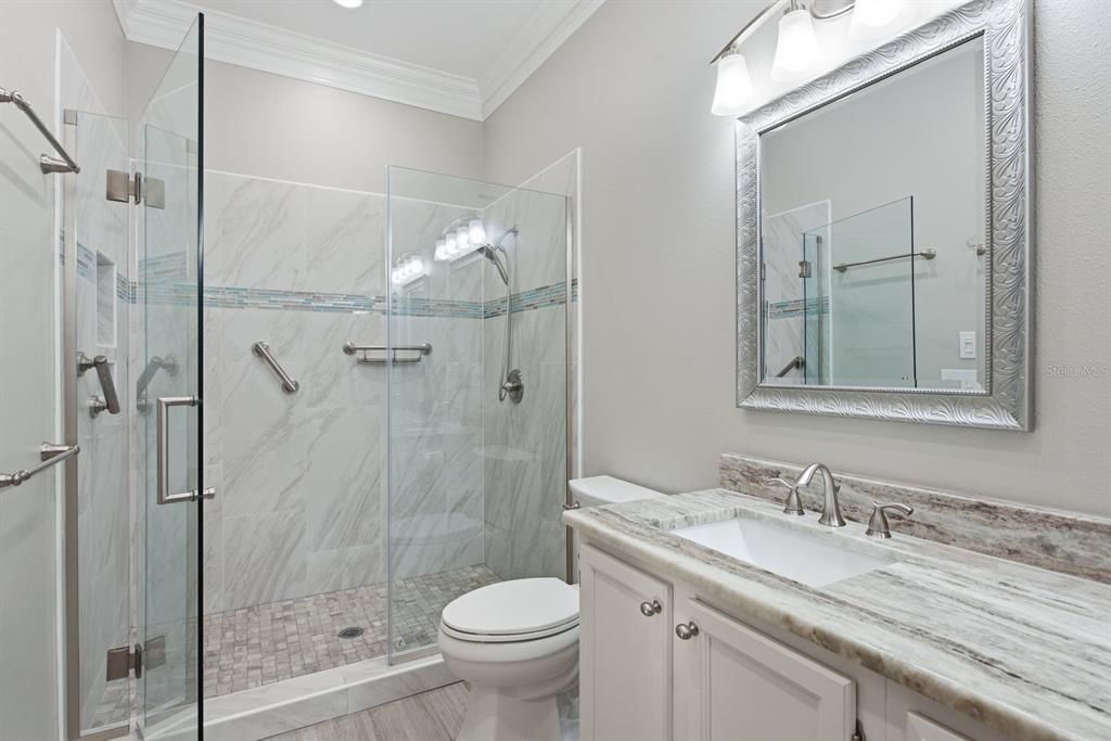 For Sale: $410,000 (2 beds, 2 baths, 1662 Square Feet)