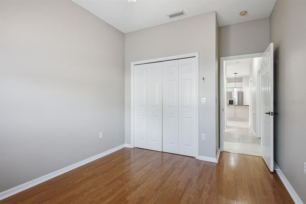 For Sale: $410,000 (2 beds, 2 baths, 1662 Square Feet)
