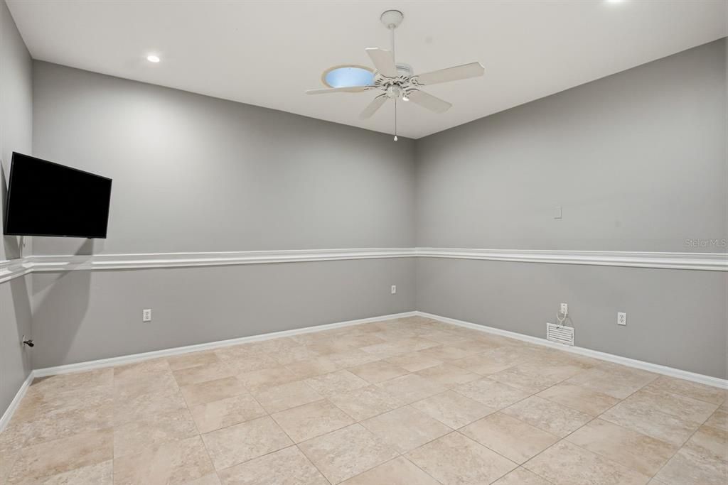 For Sale: $410,000 (2 beds, 2 baths, 1662 Square Feet)