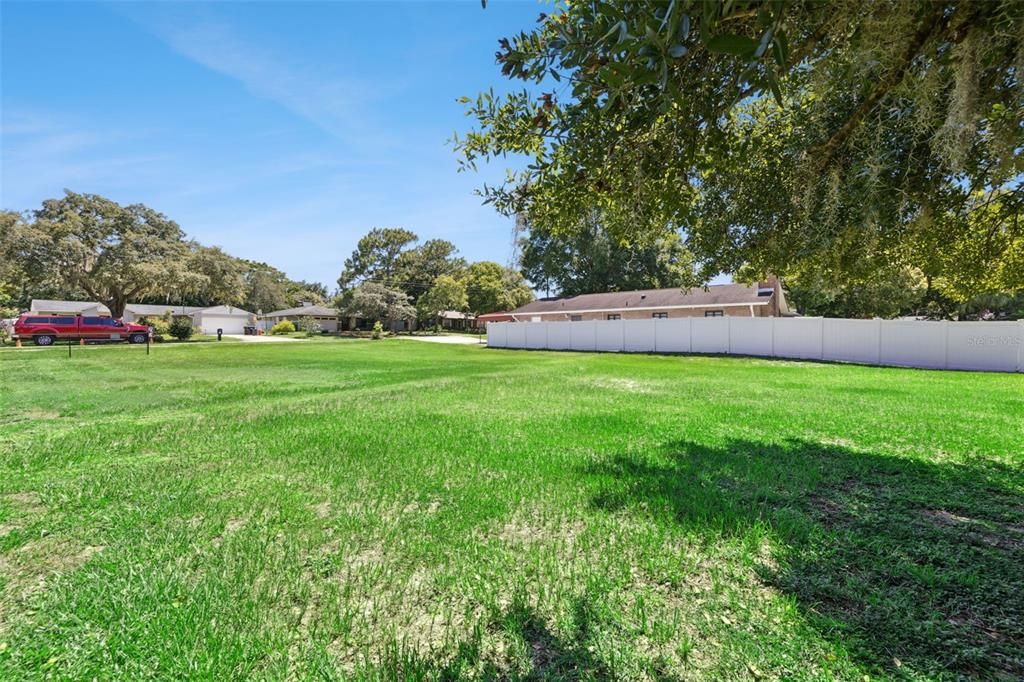 待售: $125,000 (0.22 acres)