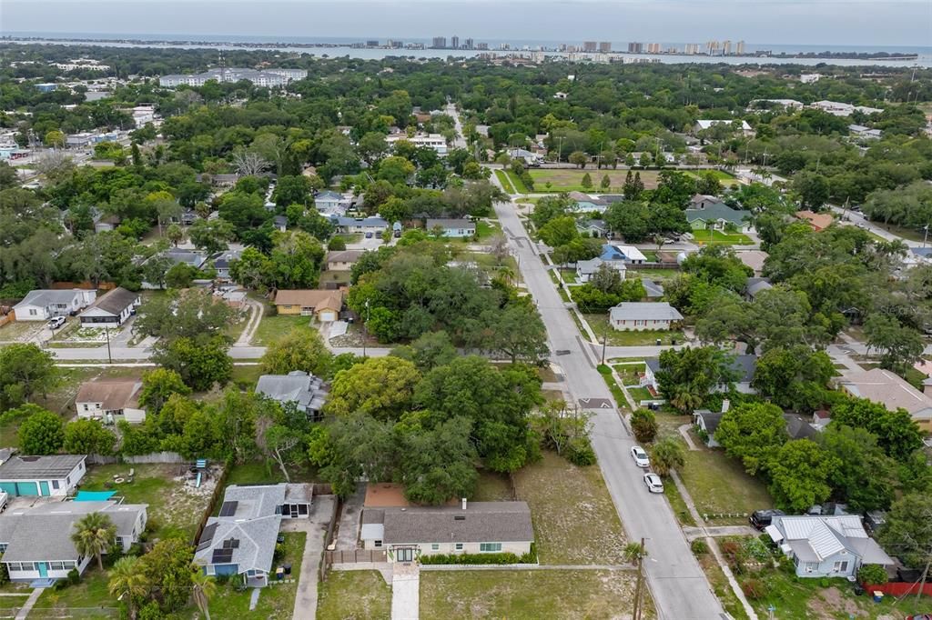 For Rent: $2,100 (3 beds, 2 baths, 1400 Square Feet)