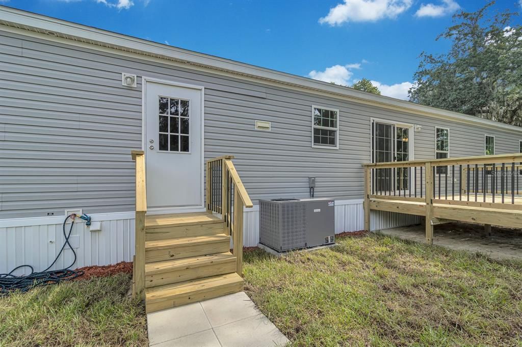 For Sale: $289,000 (4 beds, 2 baths, 1813 Square Feet)