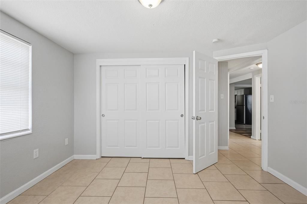 For Sale: $311,999 (4 beds, 2 baths, 1618 Square Feet)