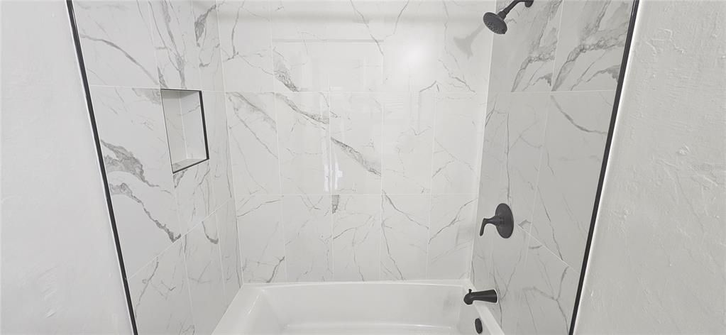 В аренду: $1,450 (2 спален, 1 ванн, 1008 Квадратных фут)