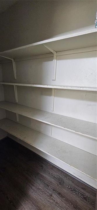 В аренду: $1,350 (2 спален, 1 ванн, 1008 Квадратных фут)