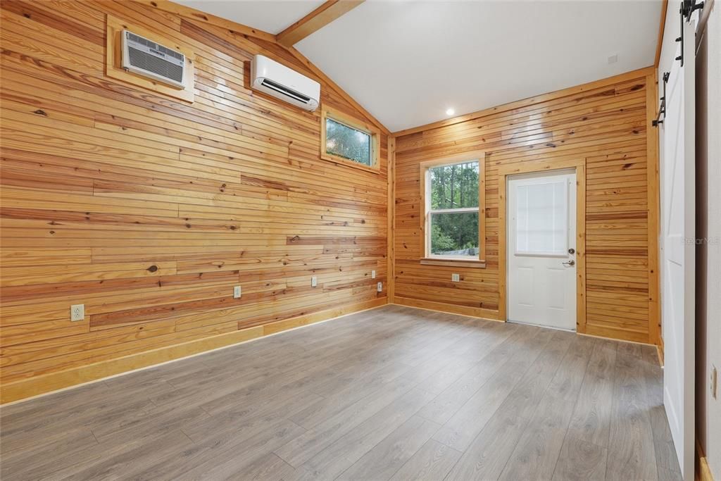 En Venta: $369,999 (2 camas, 2 baños, 1351 Pies cuadrados)