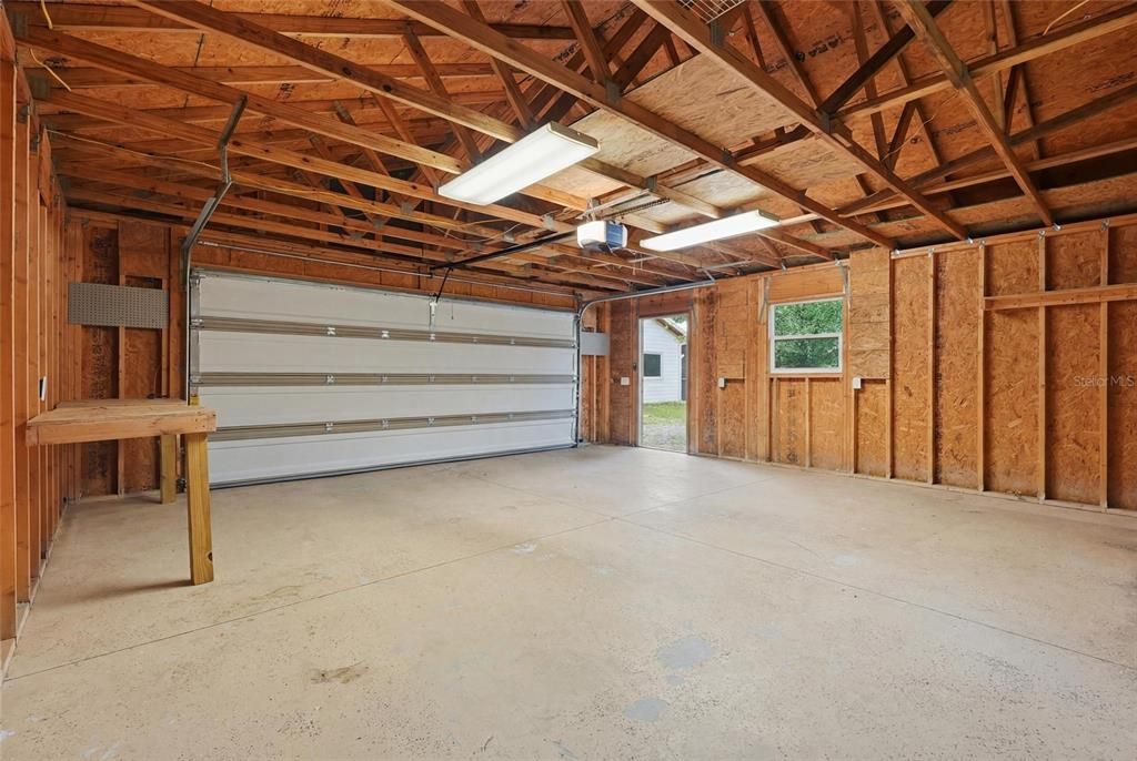 En Venta: $369,999 (2 camas, 2 baños, 1351 Pies cuadrados)