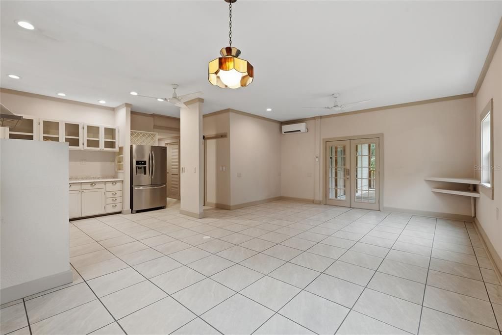 En Venta: $369,999 (2 camas, 2 baños, 1351 Pies cuadrados)