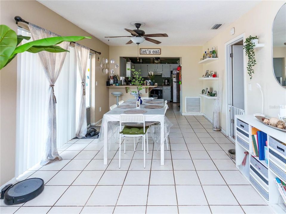 For Sale: $249,900 (3 beds, 2 baths, 1436 Square Feet)