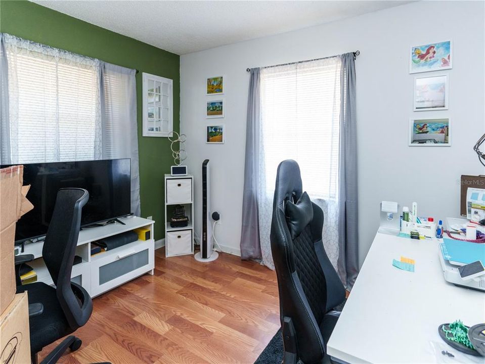 For Sale: $249,900 (3 beds, 2 baths, 1436 Square Feet)