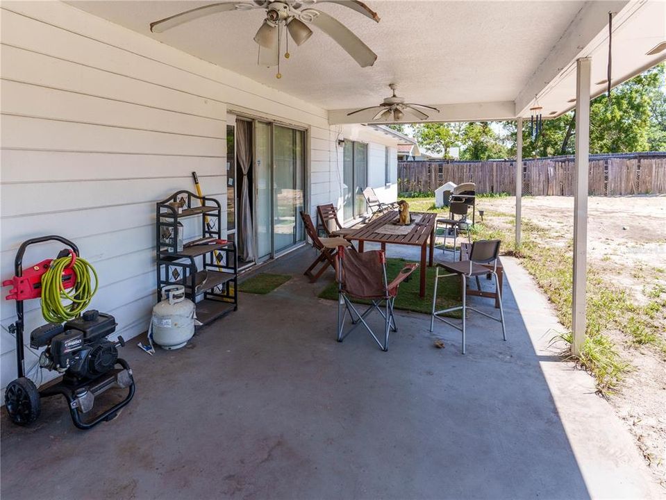 For Sale: $249,900 (3 beds, 2 baths, 1436 Square Feet)
