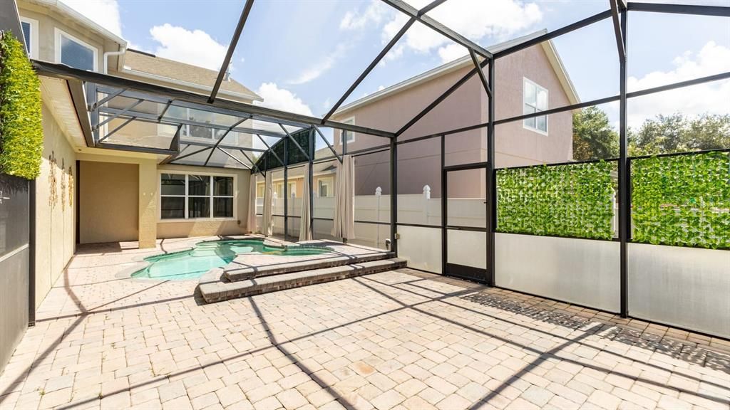 For Sale: $650,000 (5 beds, 3 baths, 2966 Square Feet)