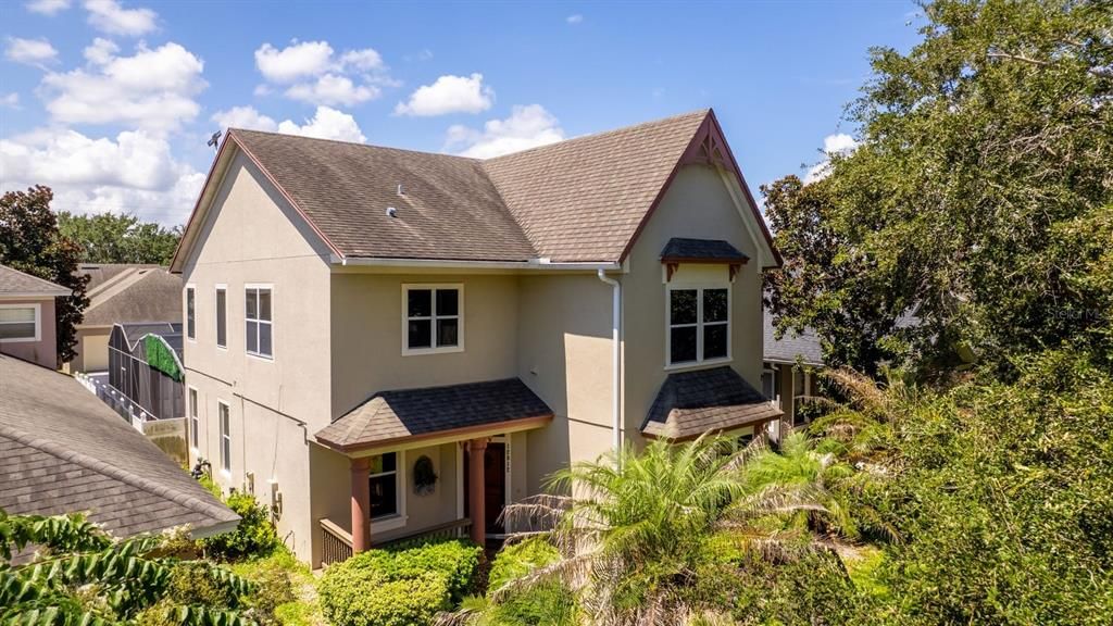 For Sale: $650,000 (5 beds, 3 baths, 2966 Square Feet)