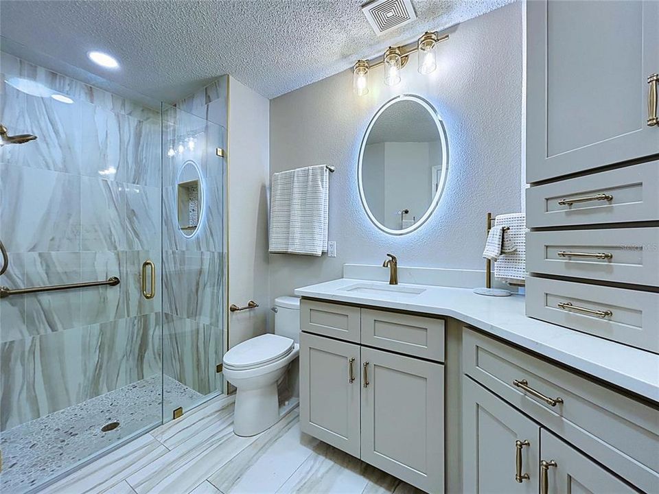 En Venta: $342,500 (2 camas, 2 baños, 1549 Pies cuadrados)
