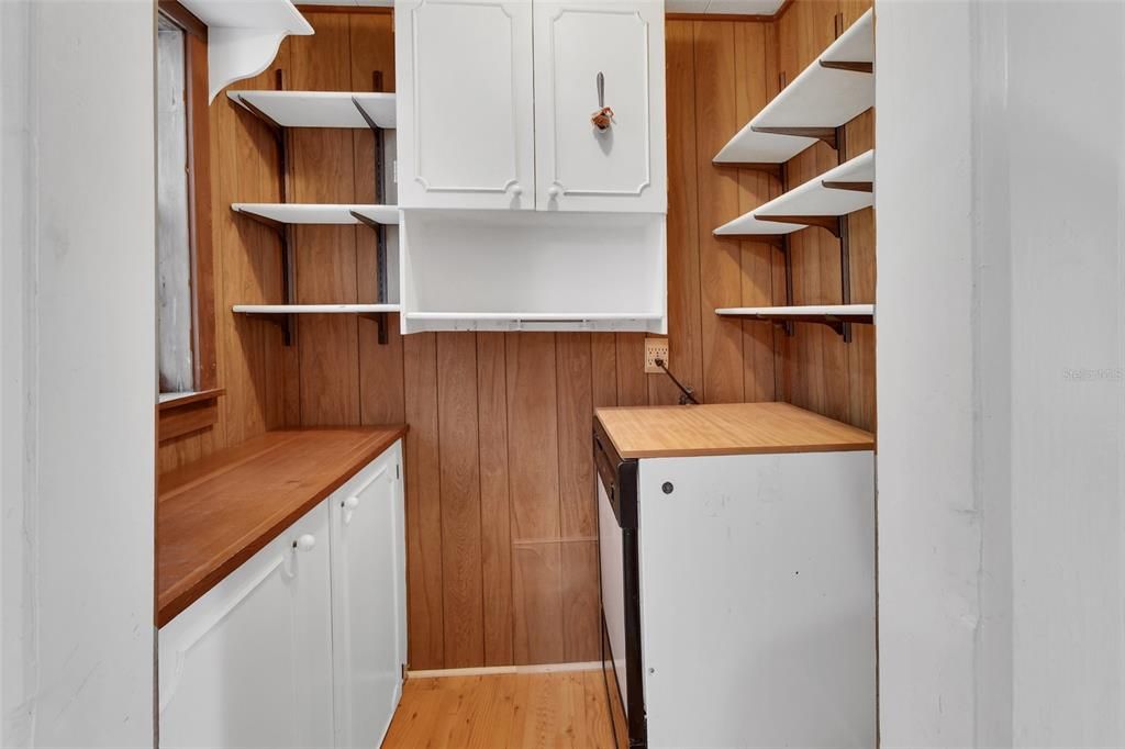На продажу: $775,000 (5 спален, 3 ванн, 2156 Квадратных фут)