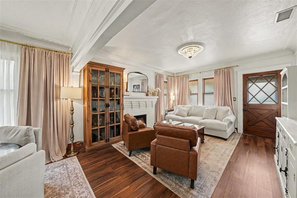 На продажу: $269,000 (3 спален, 2 ванн, 1344 Квадратных фут)