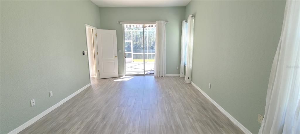 For Rent: $2,650 (3 beds, 2 baths, 1810 Square Feet)