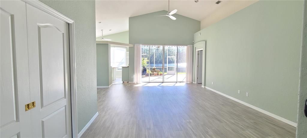 For Rent: $2,650 (3 beds, 2 baths, 1810 Square Feet)