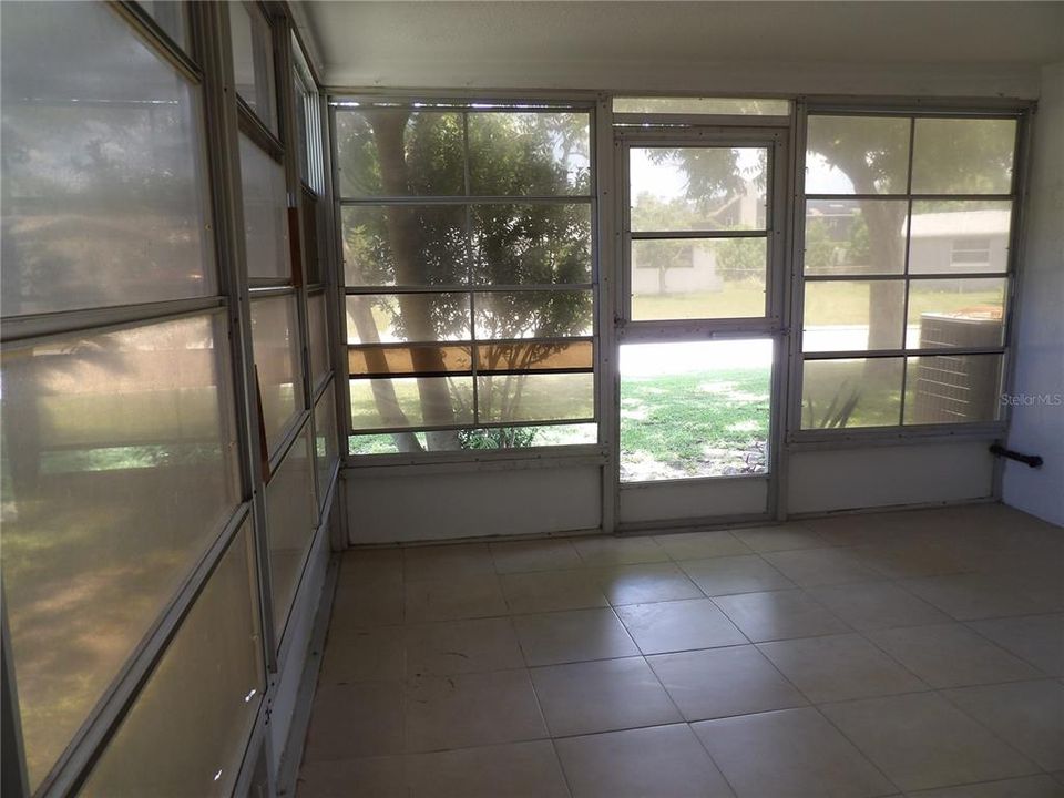 En Venta: $258,000 (2 camas, 2 baños, 1176 Pies cuadrados)