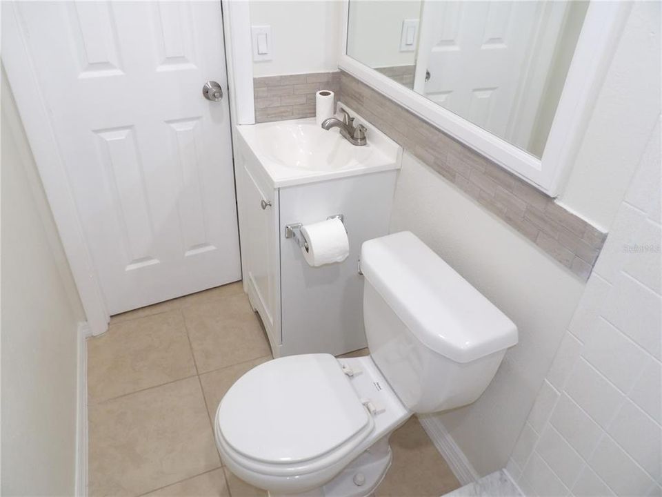 En Venta: $258,000 (2 camas, 2 baños, 1176 Pies cuadrados)