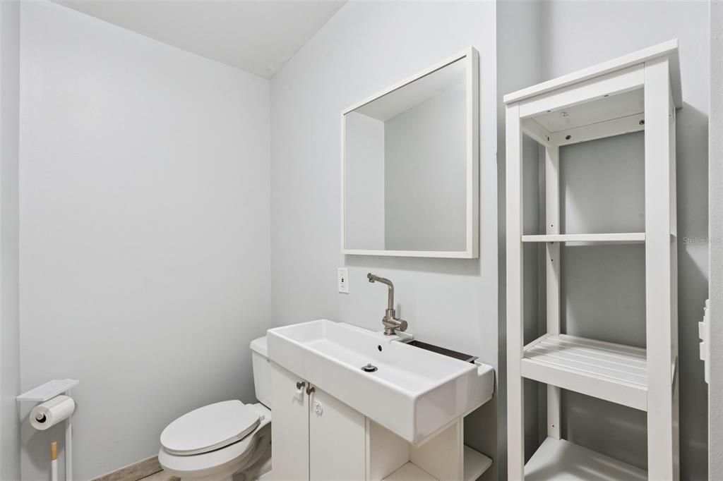 For Sale: $526,000 (4 beds, 2 baths, 1926 Square Feet)