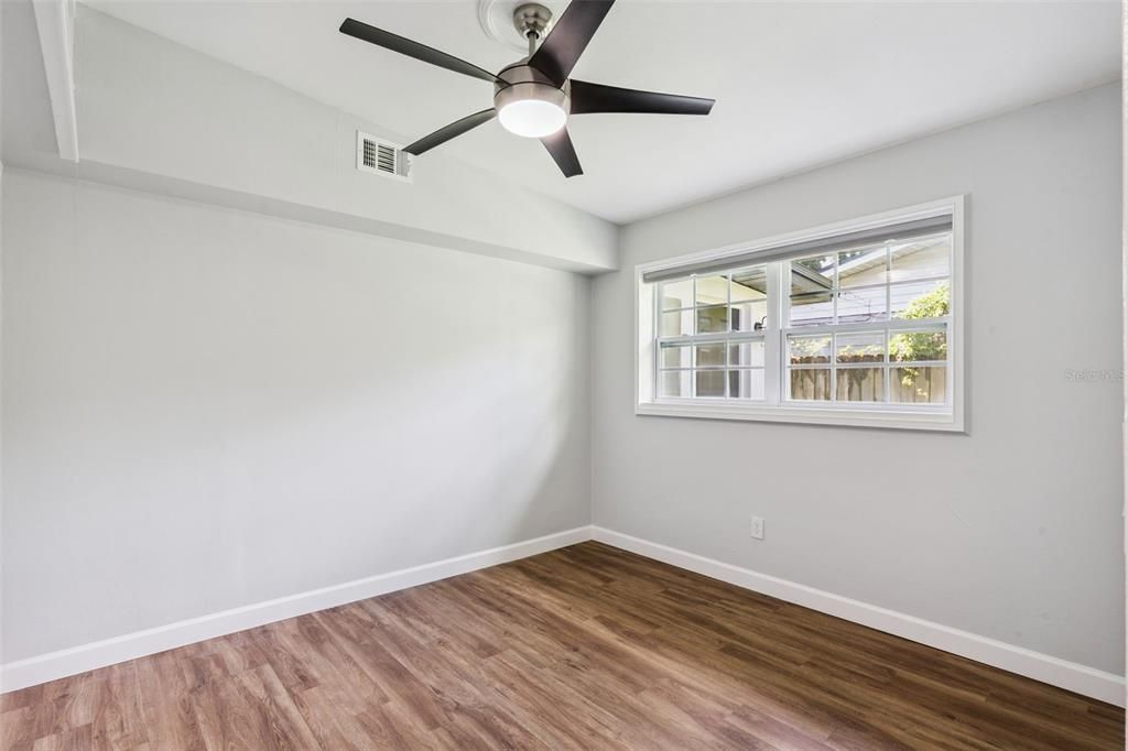 For Sale: $526,000 (4 beds, 2 baths, 1926 Square Feet)
