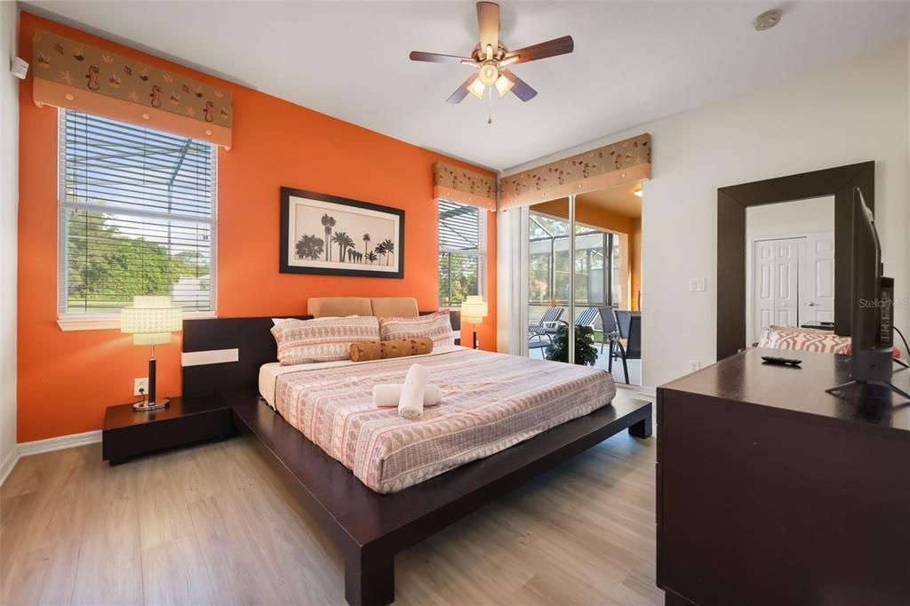 For Sale: $349,999 (4 beds, 3 baths, 1689 Square Feet)