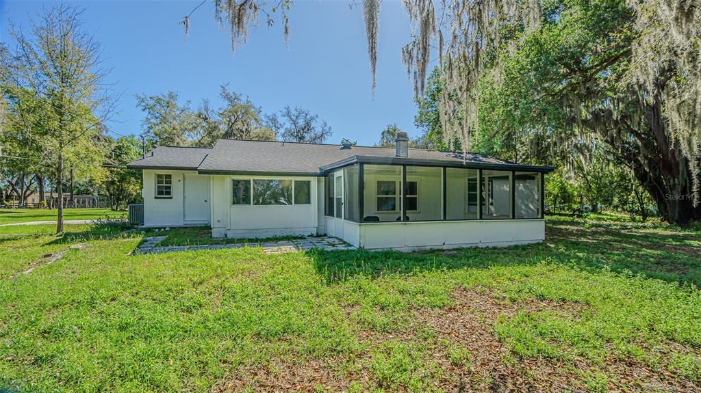 For Rent: $3,500 (3 beds, 2 baths, 1730 Square Feet)