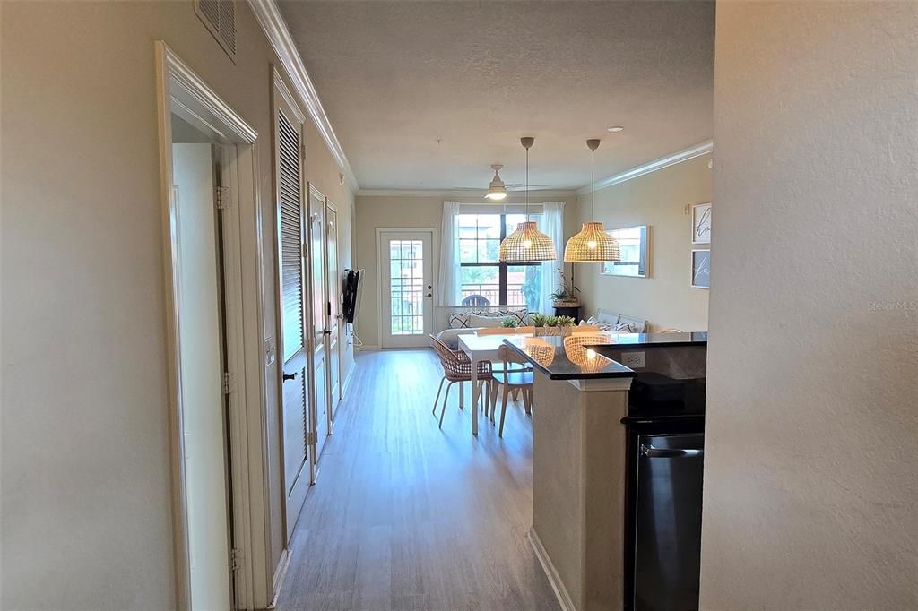 For Sale: $265,000 (4 beds, 3 baths, 1437 Square Feet)
