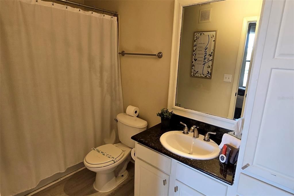 For Sale: $265,000 (4 beds, 3 baths, 1437 Square Feet)