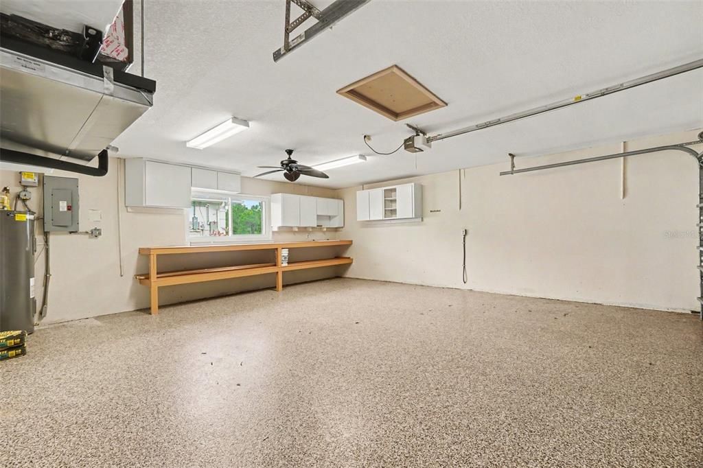 En Venta: $367,500 (3 camas, 2 baños, 2218 Pies cuadrados)