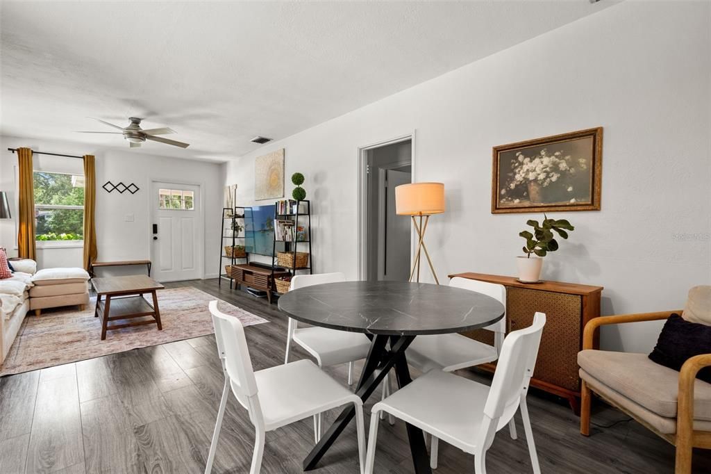 En Venta: $379,000 (3 camas, 1 baños, 999 Pies cuadrados)