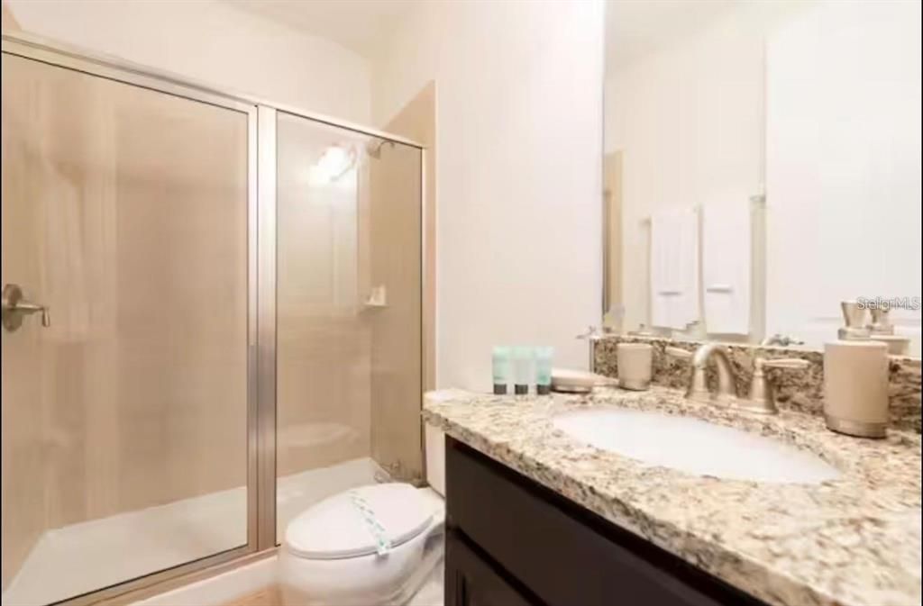 В аренду: $4,500 (6 спален, 6 ванн, 2831 Квадратных фут)