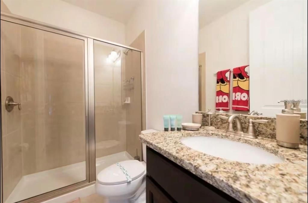 В аренду: $4,500 (6 спален, 6 ванн, 2831 Квадратных фут)