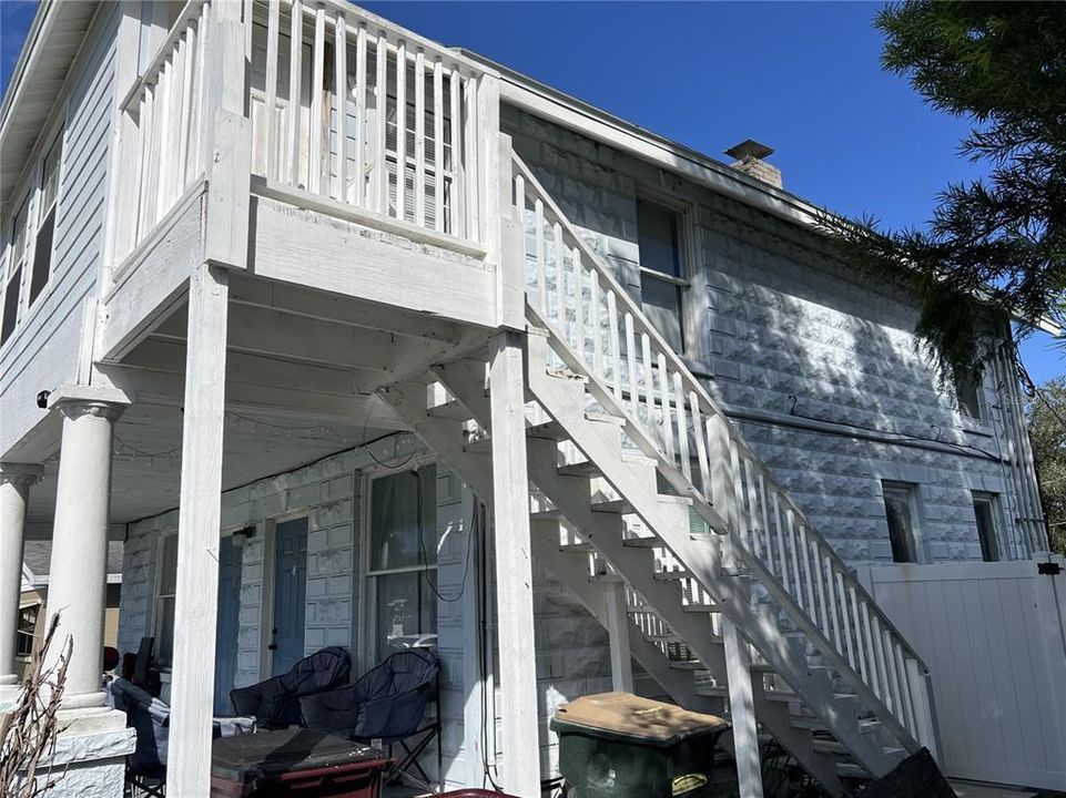 En Venta: $475,000 (4 camas, 0 baños, 1950 Pies cuadrados)