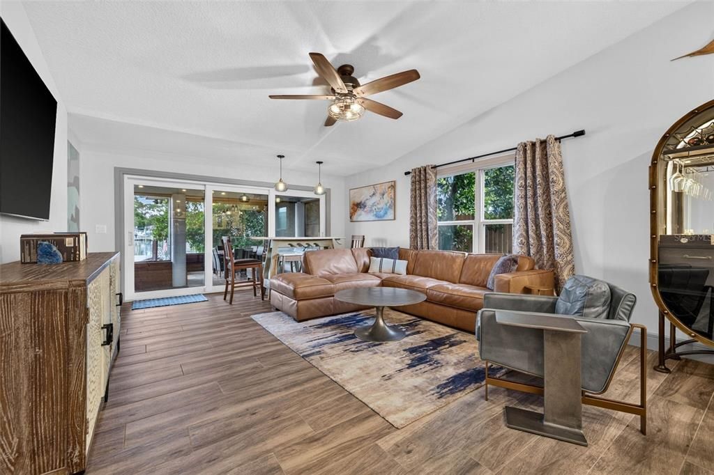 For Sale: $875,000 (3 beds, 2 baths, 2058 Square Feet)