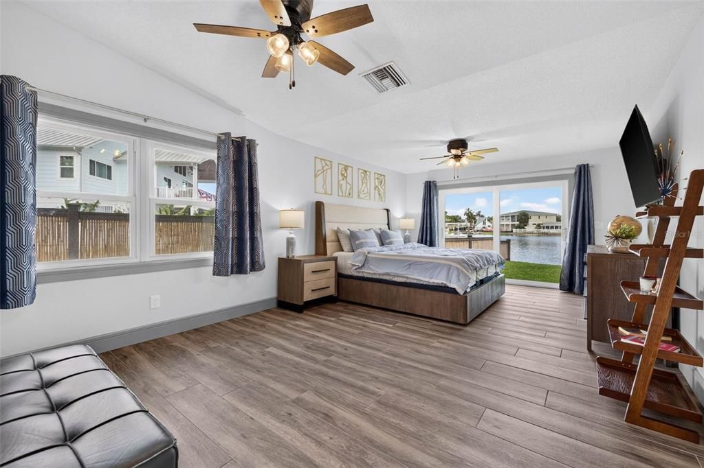 For Sale: $875,000 (3 beds, 2 baths, 2058 Square Feet)
