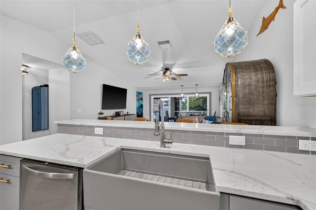 For Sale: $875,000 (3 beds, 2 baths, 2058 Square Feet)