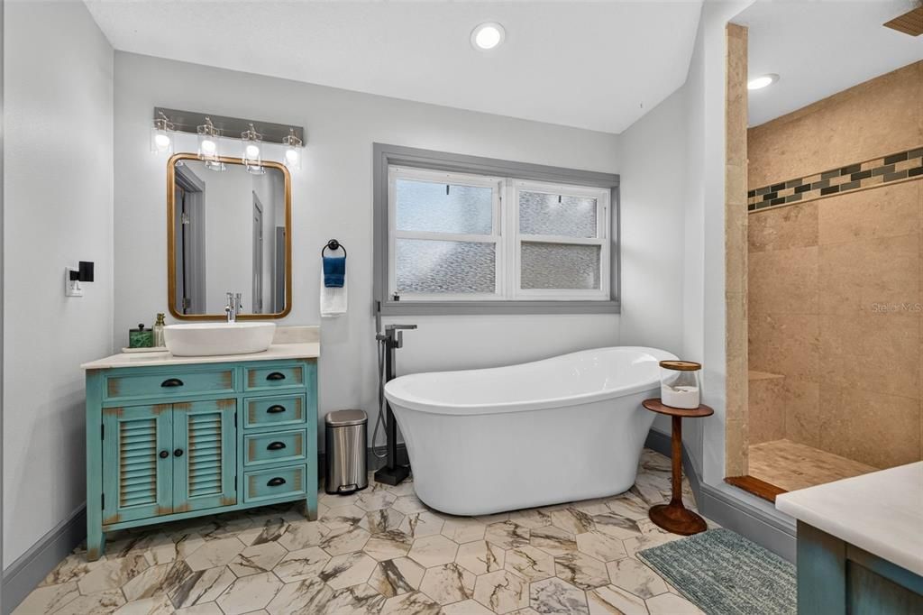 For Sale: $875,000 (3 beds, 2 baths, 2058 Square Feet)