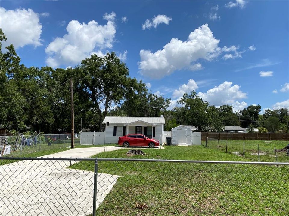For Sale: $178,500 (2 beds, 1 baths, 520 Square Feet)